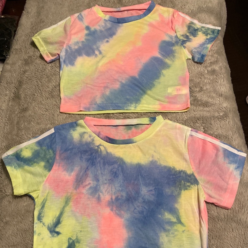Tye dye tops